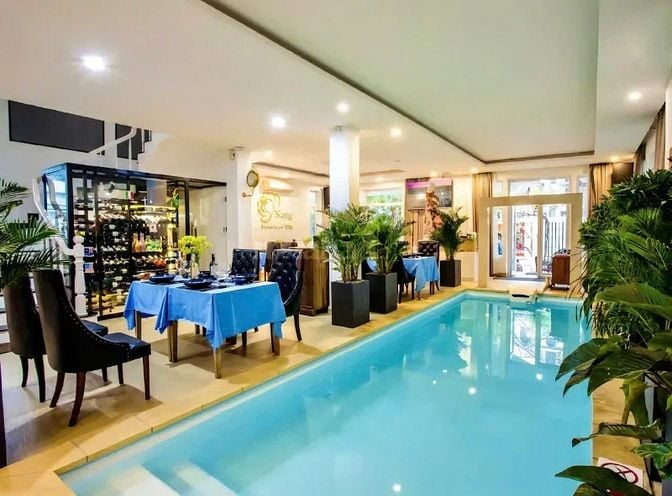 Cho thuê Villa gần biển Phạm Văn Đồng, Công viên biển Đông, DT 300 m2,