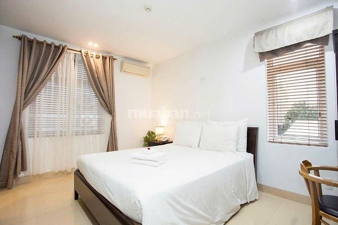Cho thuê Villa gần biển Phạm Văn Đồng, Công viên biển Đông, DT 300 m2,