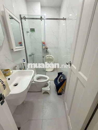 Bán nhà Phố 4 tầng, 4pn, nhỉnh 11 tỷ, đường Huỳnh Tấn phát, quận 7.