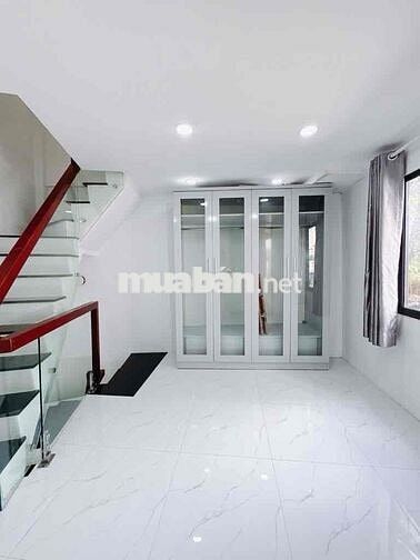 BÁN NHÀ Q4 KHU DÂN CƯ HIỆN HỮU KHÔNG GIẢI TỎA  đường vĩnh hội