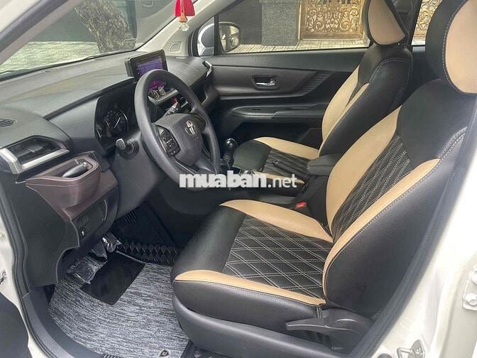 Toyota Avanza Premio 2023 MT - 54000 km