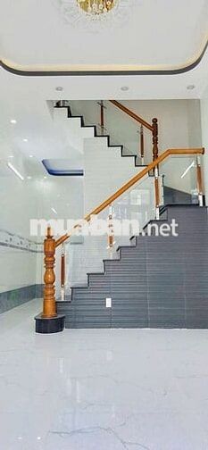 🔴 Vị trí đẹp - Bán nhà mặt tiền đường Lê Bình