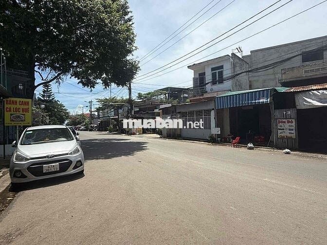 2 Mặt Tiền Kinh Doanh Trước &  Sau Đường Amakhe              Diện tích