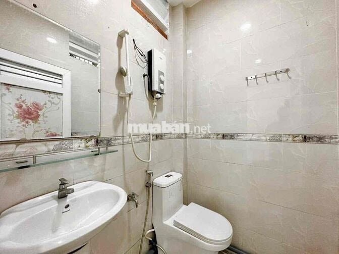Phòng Studio Cho Thuê Gần Toà Nhà Viettel, Vòng Xoay Dân Chủ Quận 10