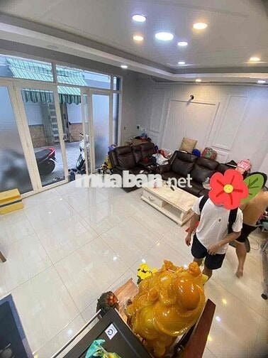 CHO THUÊ NHÀ - 3PN 4WC - SẴN MÁY LẠNH - HẺM Ô TÔ - NƠ TRANG LONG - BT