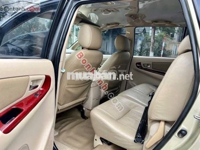 Toyota Innova G 2006
