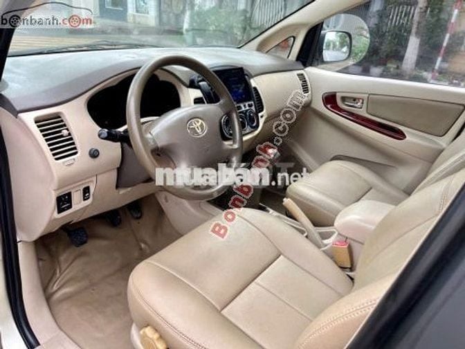 Toyota Innova G 2006