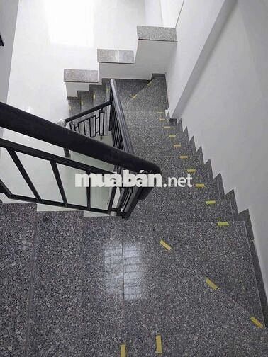 Cho thuê nhà trống, 3pn, mới - sạch sẽ, Mặt Tiền Đường Số 9 P8 Gò vấp