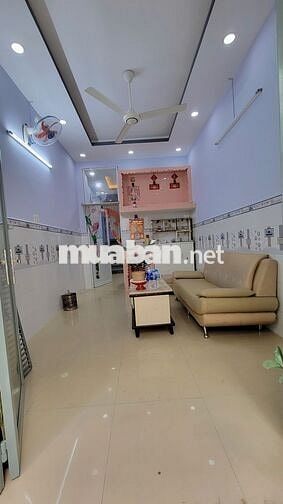 Nhà 100/4b Tạ Uyên Q11 3,5x12m 3L 2pn 3wc 10 triệu