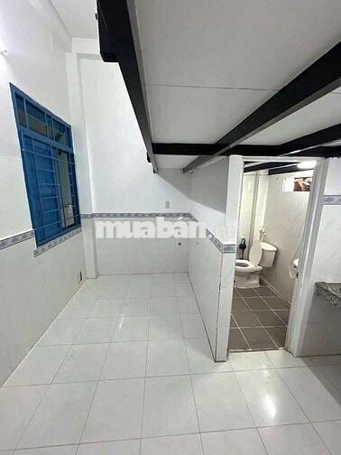 PHÒNG TRỌ MỚI TINH CÓ GÁC SÁT BÊN ĐH GTVT CS3