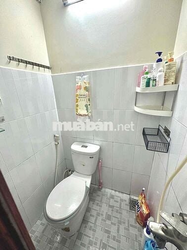 phòng nhỏ gọn cho 1 người gần cầu chữ Y