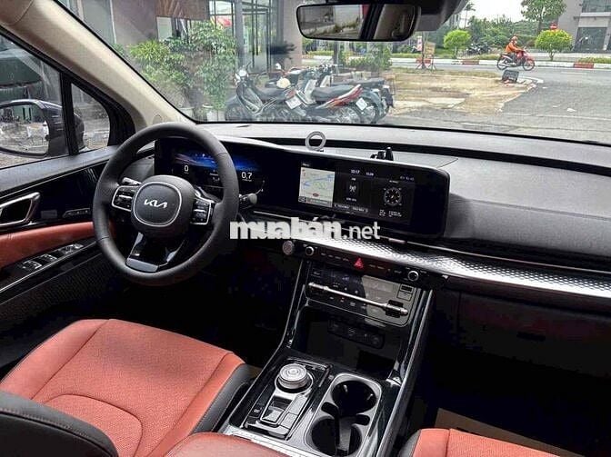 Kia Carnival 2022 2.2D Signature 7 ghế (clone)