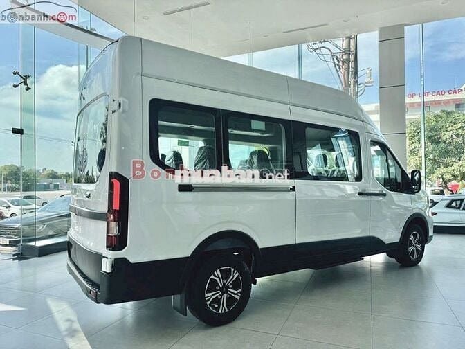 FORD TRANSIT Thế Hệ Mới
