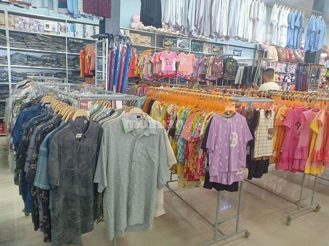 🌈Cửa hàng thời trang cần 3 Nhân viên bán hàng làm tại TPHCM 