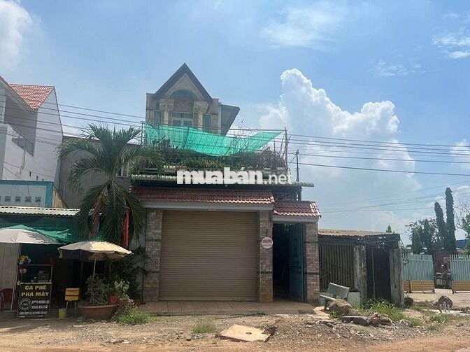 Nhà mặt tiền 30-4 khai thác ngăn phòng kết hợp cho thuê mặt bằng