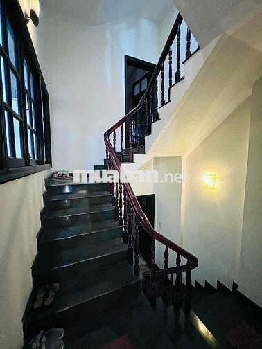 Bán gấp MT Lê Niệm – Khu Bàn Cờ – Nhà 5 Tầng BTCT – Giá 20.5 Tỷ TL