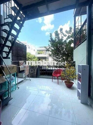 Duplex Ban Công Ngay Xa Lộ Hà Nội, SPKT, Võ Văn Ngân, Bình Thọ, HUB