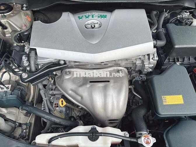 Toyota Camry Sedan 2018 Màu Vàng