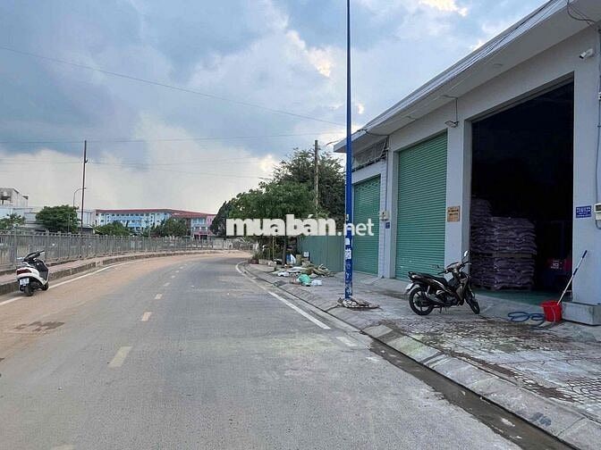 300M2 ĐẤT MẶT TIỀN KÊNH NƯỚC ĐEN – TIẾP GIÁP KÊNH THAM LƯƠNG
