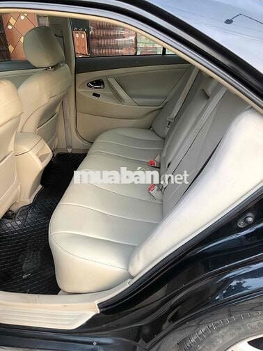 Toyota Camry Sedan 2018 Màu Vàng