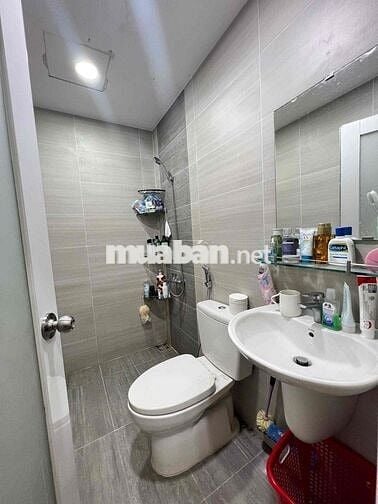 Cho thuê căn hộ Oriental 3PN – 104m² – Góc 3 ban công –Giá chỉ 17tr TL