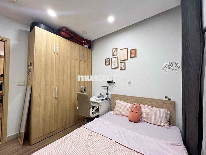 Cho thuê căn hộ Oriental 3PN – 104m² – Góc 3 ban công –Giá chỉ 17tr TL