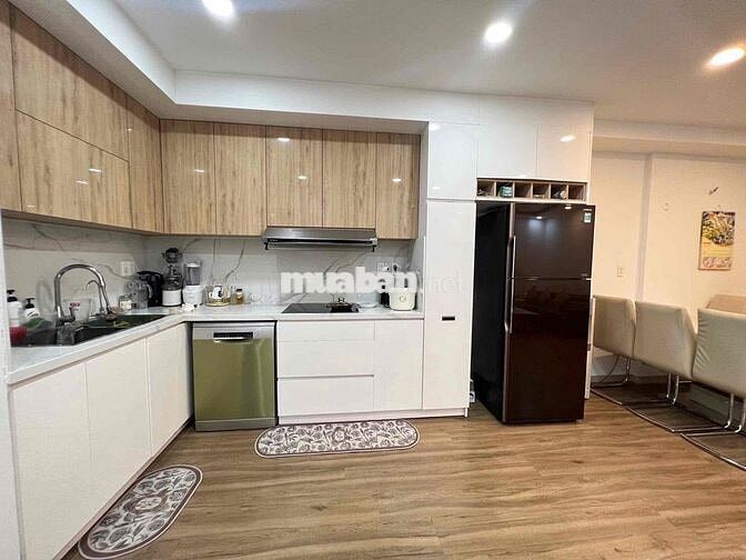 Cho thuê căn hộ Oriental 3PN – 104m² – Góc 3 ban công –Giá chỉ 17tr TL