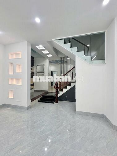 Nhà 2 Lầu 5PN đường Lê Lai (gần CV Lưu Hữu Phước) chỉ 15 triệu