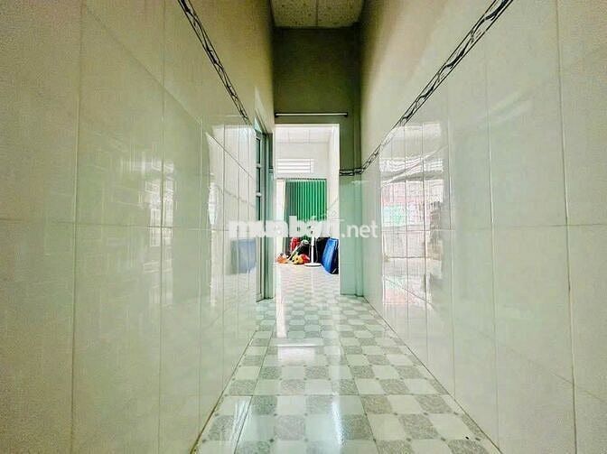 🔥BÁN GẤP NHÀ 95M2 Ở TÂN XUÂN TONE TRẮNG CÒN MỚI CỨNG GIÁ 750 TRIỆU