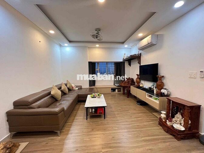 Cho thuê căn hộ Oriental 3PN – 104m² – Góc 3 ban công –Giá chỉ 17tr TL
