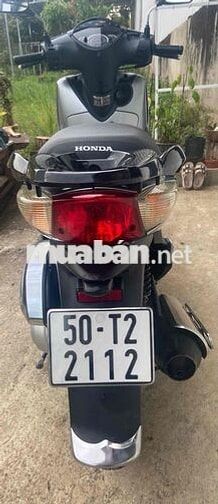 Định cư Úc nên bán SH ý 150i xe ít đi,màu Bạc đẹp