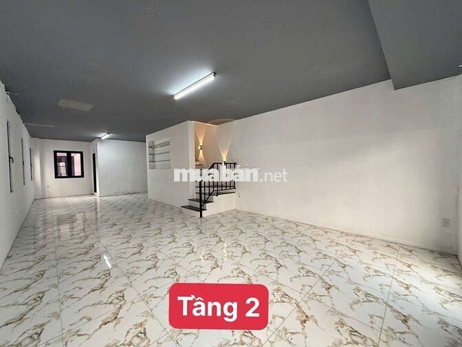 CHO THUÊ NHÀ PHỐ VINCOM MẶT TIỀN HÙNG VƯƠNG 7x15. GIÁ 25TR/ THÁNG