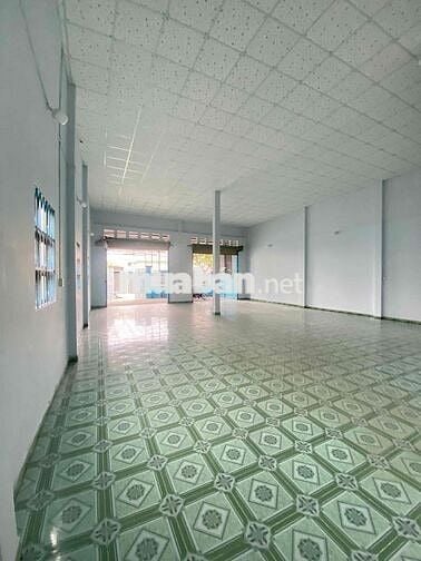 Cho thuê kho, xưởng 350m2 giáp quận 12