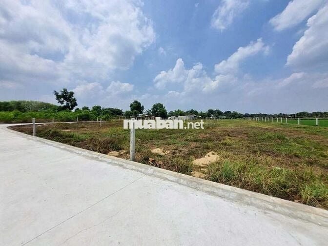 5x39 có thổ, gần cổng KCN. Đường bê tông. 350tr