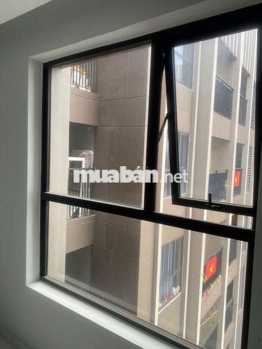 HOT Studio giá rẻ 3tr5, có sẵn rèm máy lạnh, nhà trống