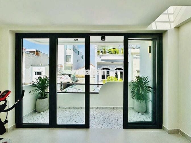 HẺM XE HƠI 1 SẸC RA MT PHẠM VĂN CHIÊU - 45M2 4 TẦNG HOÀN CÔNG ĐỦ