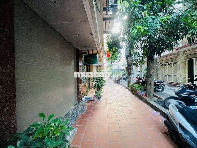 Vị trí quá VIP kinh doanh đỉnh - ngõ thông ô tô tránh, 5 tầng 6 ngủ