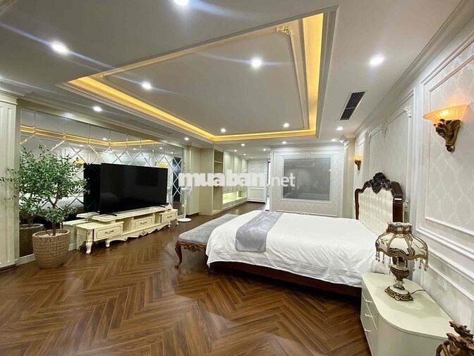 Tòa Văn Phòng & Căn Hộ - Full NT Vip - Đường Khúc Hạo