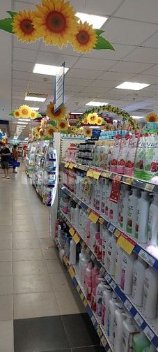 Tuyển Gấp Nhân Viên Bán Hàng làm việc tại Siêu Thị