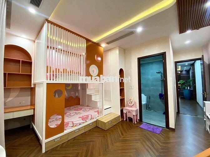 Tòa Văn Phòng & Căn Hộ - Full NT Vip - Đường Khúc Hạo