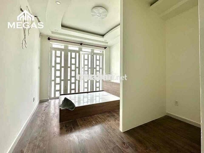 CHO THUÊ STUDIO TÁCH BẾP BAN CÔNG NGAY ĐẦM SEN