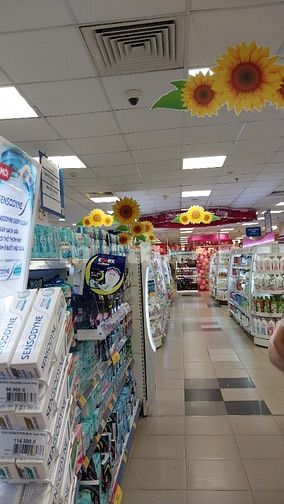 Tuyển Gấp Nhân Viên Bán Hàng làm việc tại Siêu Thị