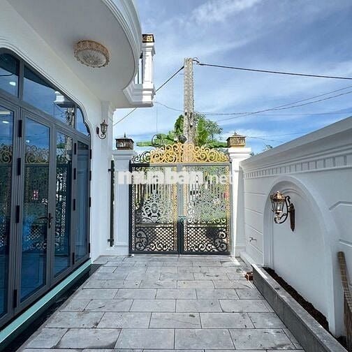 BÁN NHÀ MỚI ĐẸP (8x15) ĐOÀN THỊ NGHIỆP - MỸ THO. GIÁ 3 TỶ 650