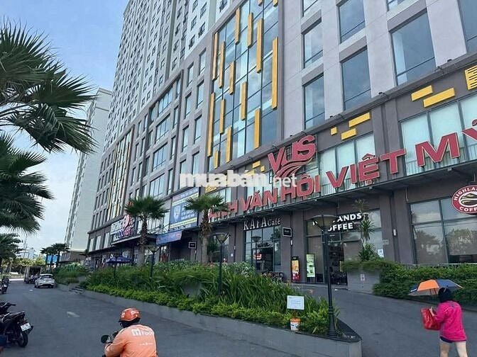 Em Phúc chuyên bán green river dt78m2 3 phòng ngủ 2wc đã có sổ hồng.