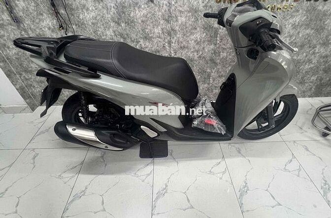 XE SH 150 xám xi măng zin 100% mới keng 9126km