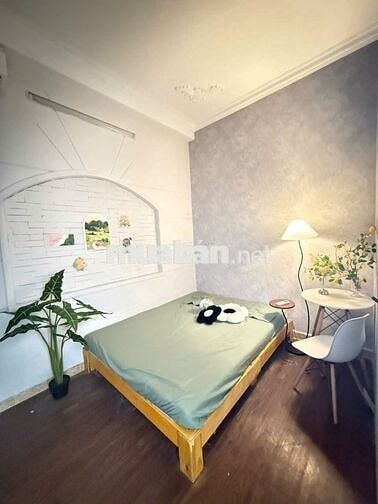 CHO THUÊ CĂN HỘ 2 PHÒNG NGỦ FULL NỘI THẤT  BAN CÔNG RỘNG TÁCH BẾP