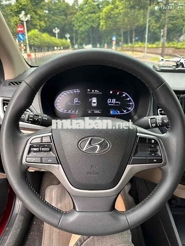 Hyundai Accent 2021 1.4 AT - 52000 km