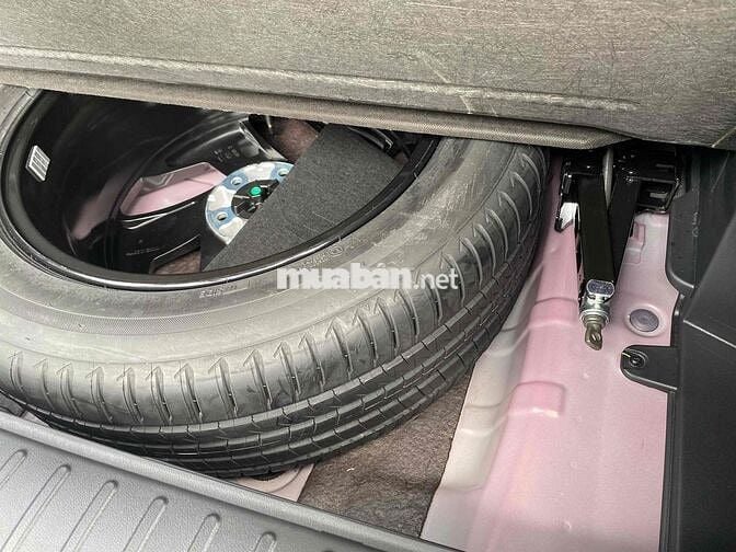 Hyundai Tucson 2023 1.6 Turbo chạy 28.000km