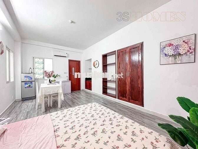 Căn hộ full nội thất ngay giáp Trường Chinh