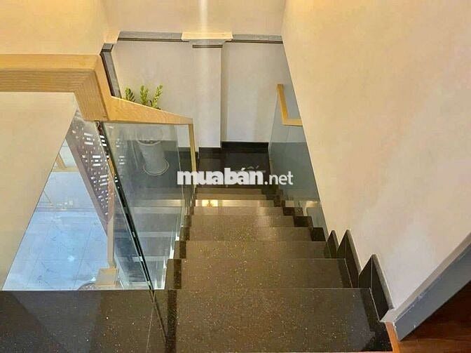 Nhà Full Nội Thất 1 Trệt 1 Lầu 3PN 4x18m Mặt Tiền Đường Số Lý Phục Man